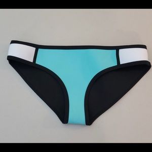Triangl bikini bottom